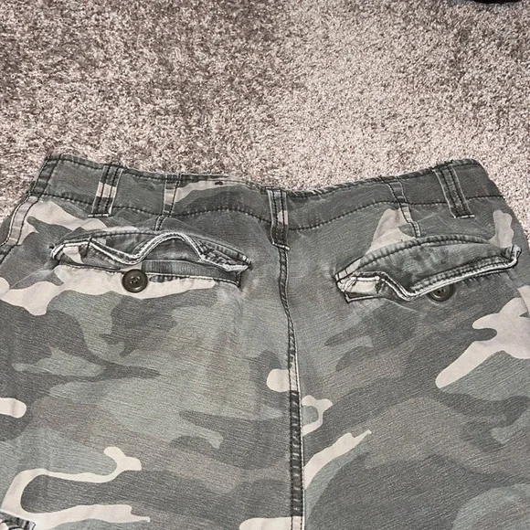 MENS CAMO cargo shorts - Picture 10 of 10